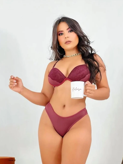 Kit com 5 conjuntos de lingerie calcinha e sutiã com detalhes em Renda Em promoção